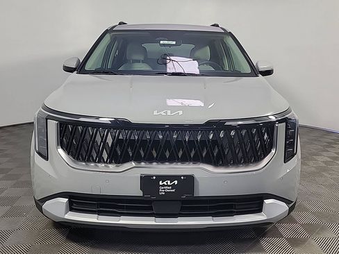 Used 2026 Kia Carnival EX FWD image 13