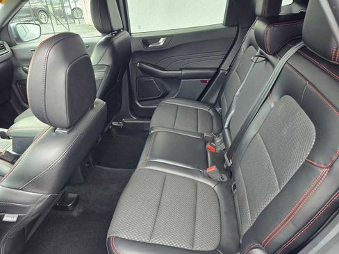 Used 2023 Ford Escape ST-Line Select image 28