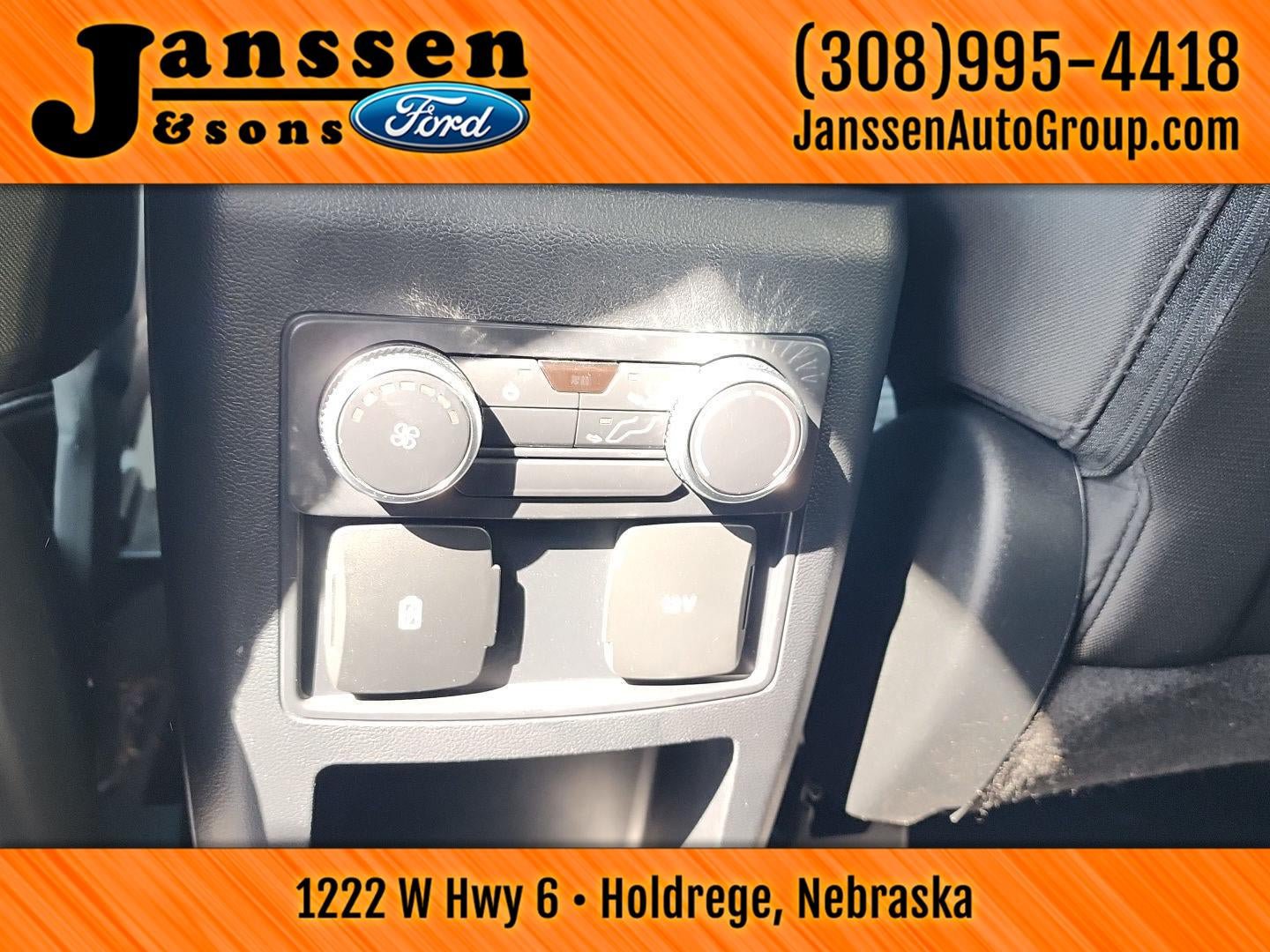 Used 2021 Ford Explorer XLT RWD image 18