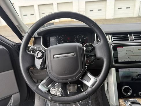 Used 2019 Land Rover Range Rover Supercharged AWD/4WD image 21