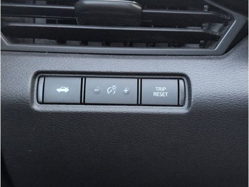 Used 2023 Nissan Altima 2.5 SV image 26