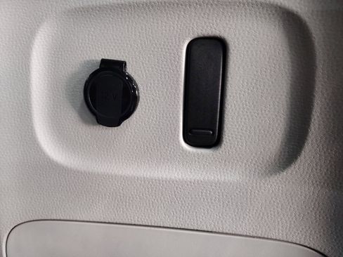 New 2025 Volkswagen ID. Buzz 1st Edition image 21