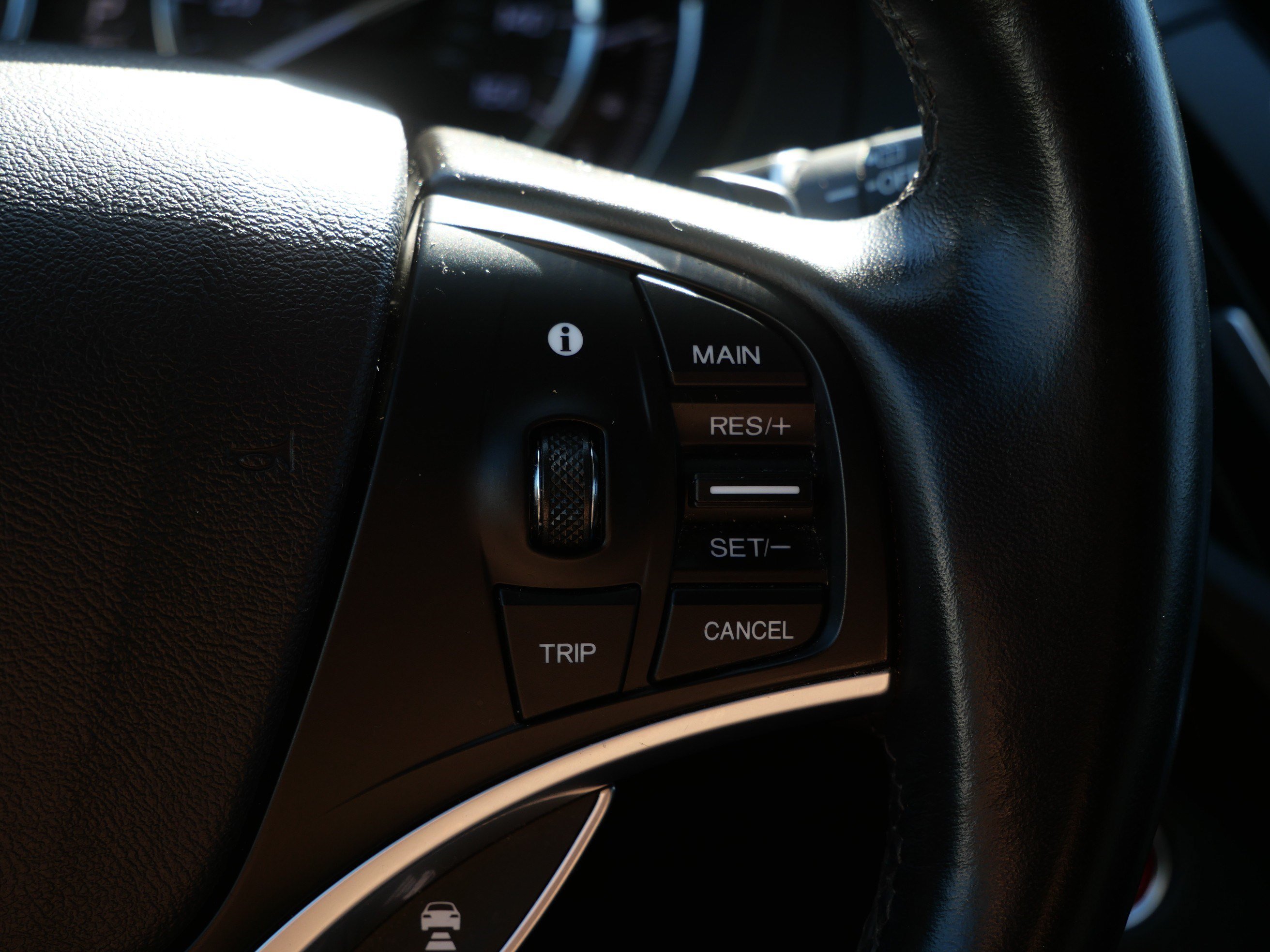 Used 2020 Acura MDX SH-AWD image 29