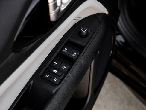 Used 2022 Jeep Compass Limited w/ Elite Group image 57