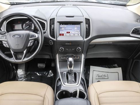 Used 2018 Ford Edge SEL w/ Equipment Group 201A AWD/4WD image 30