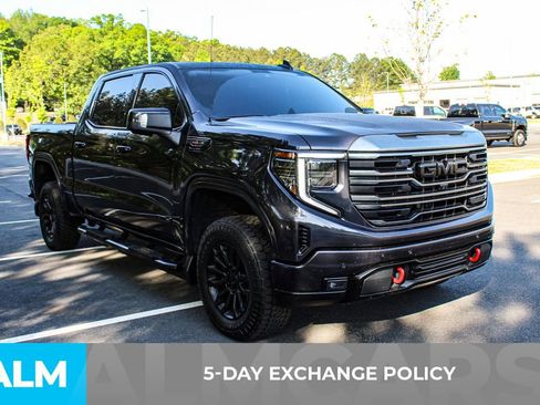 Used 2024 GMC Sierra 1500 AT4 w/ AT4 Preferred Package AWD/4WD image 4
