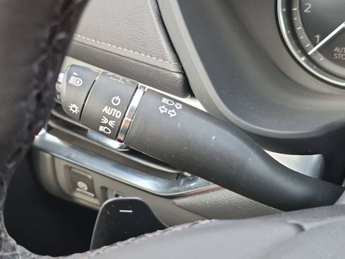 Used 2022 Cadillac XT4 Premium Luxury w/ Enhanced Visibility Package FWD image 28