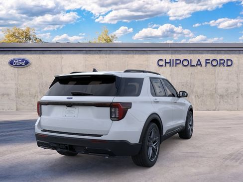 New 2026 Ford Explorer ST-Line w/ ST-Line Street Pack RWD image 8