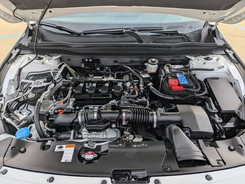 Certified 2022 Honda Accord Sport image 32