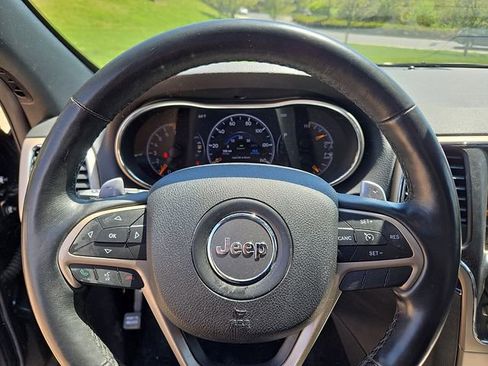 Used 2015 Jeep Grand Cherokee Limited AWD/4WD image 4