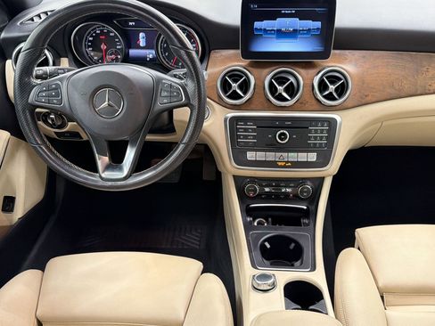 Used 2019 Mercedes-Benz GLA 250 image 25