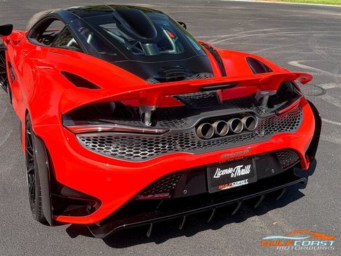Used 2021 McLaren 765LT RWD image 43
