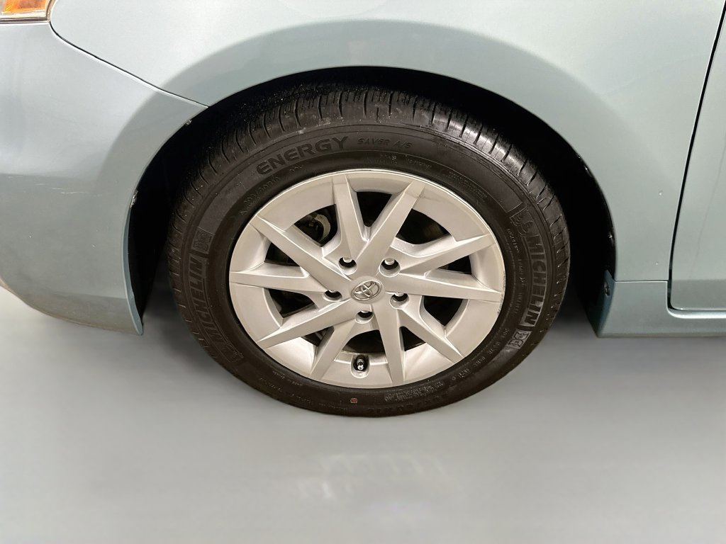 Used 2014 Toyota Prius V Three FWD image 8