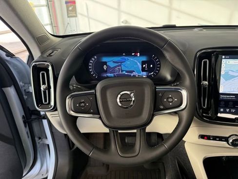 New 2026 Volvo XC40 B5 Plus w/ Protection Package Premier AWD/4WD image 17