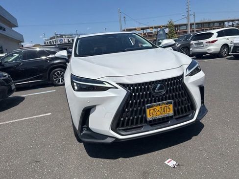 Used 2024 Lexus NX 350h AWD image 13
