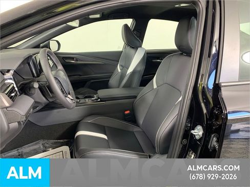 Used 2026 Toyota Camry SE image 15