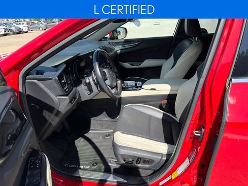 Used 2023 Lexus NX 250 FWD image 2