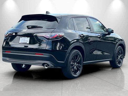 New 2026 Honda HR-V Sport image 2