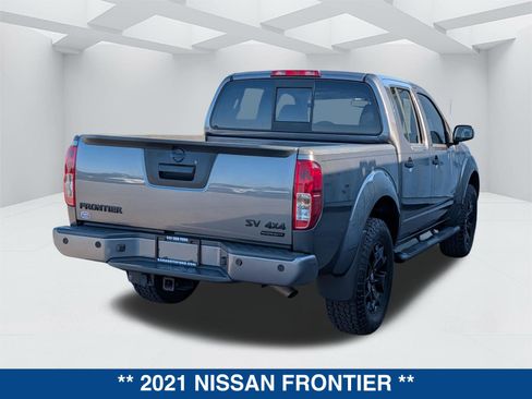 Used 2021 Nissan Frontier SV w/ Midnight Edition Floor Mats AWD/4WD image 4