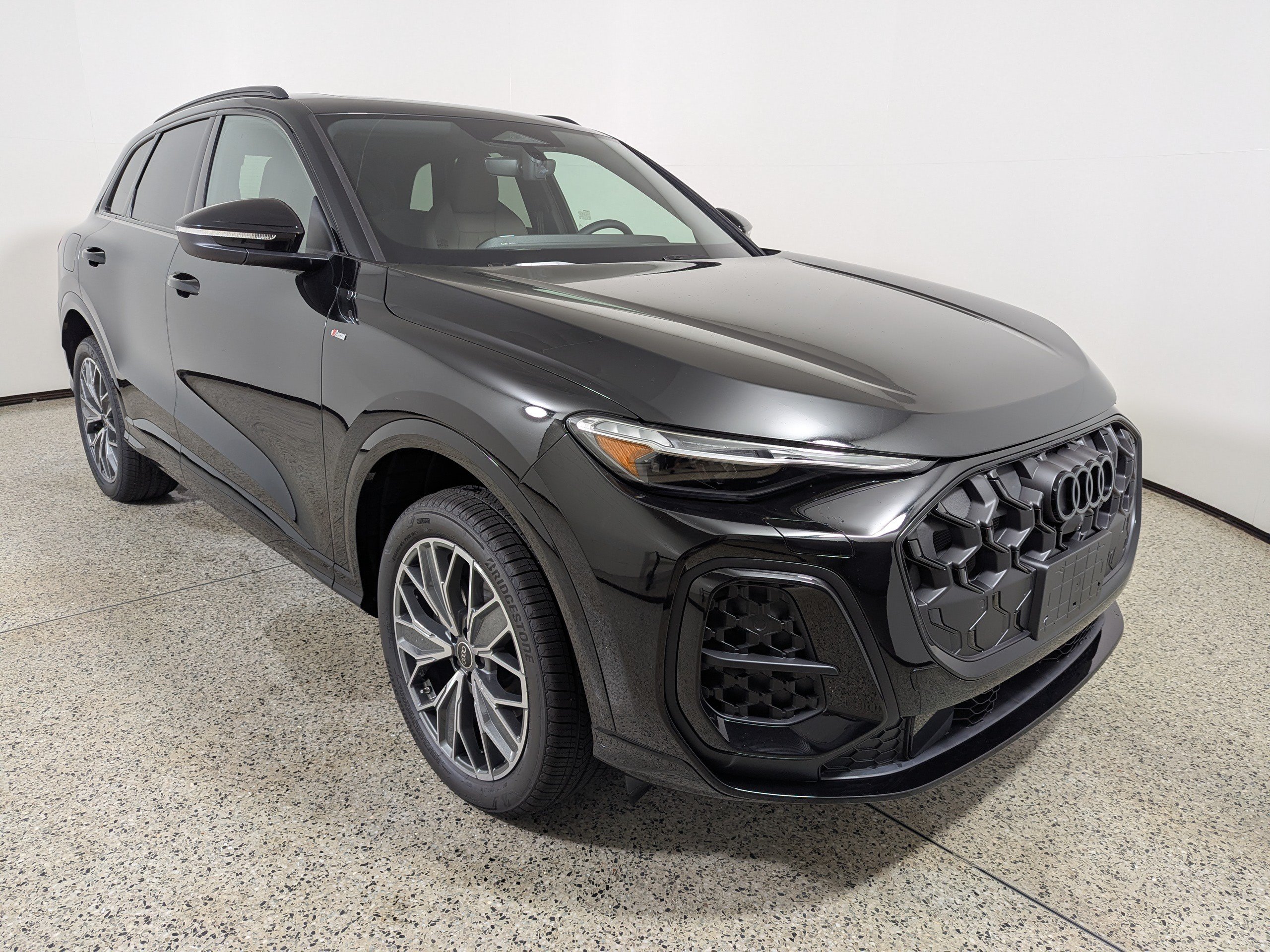 New 2026 Audi Q5 Premium Plus AWD/4WD image 1