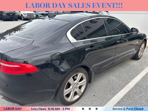 Used 2018 Jaguar XE Prestige AWD/4WD image 4