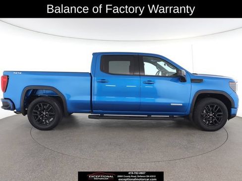 Used 2023 GMC Sierra 1500 Elevation w/ LPO, Elevation Black Package AWD/4WD image 23