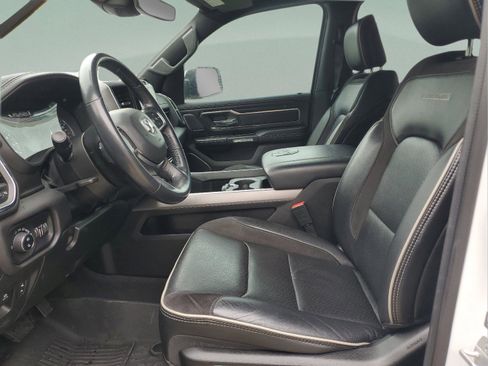 Used 2023 RAM 1500 Laramie AWD/4WD image 17