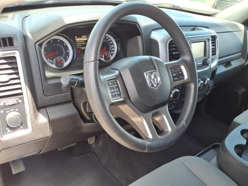 Used 2022 RAM 1500 Classic SLT AWD/4WD image 23