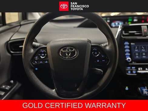 Certified 2022 Toyota Prius LE FWD image 27