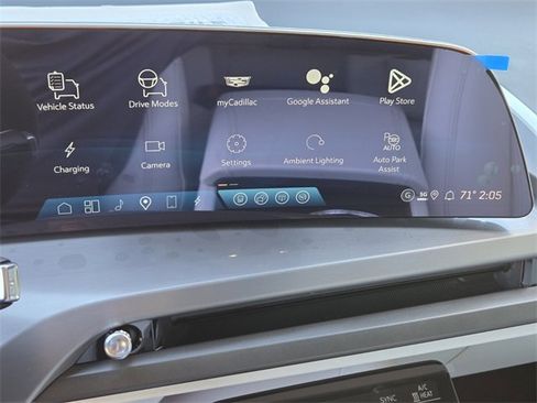 New 2026 Cadillac Vistiq Sport w/ LPO, Floor Liner Package image 26