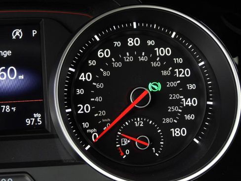 Used 2020 Volkswagen GTI S image 61