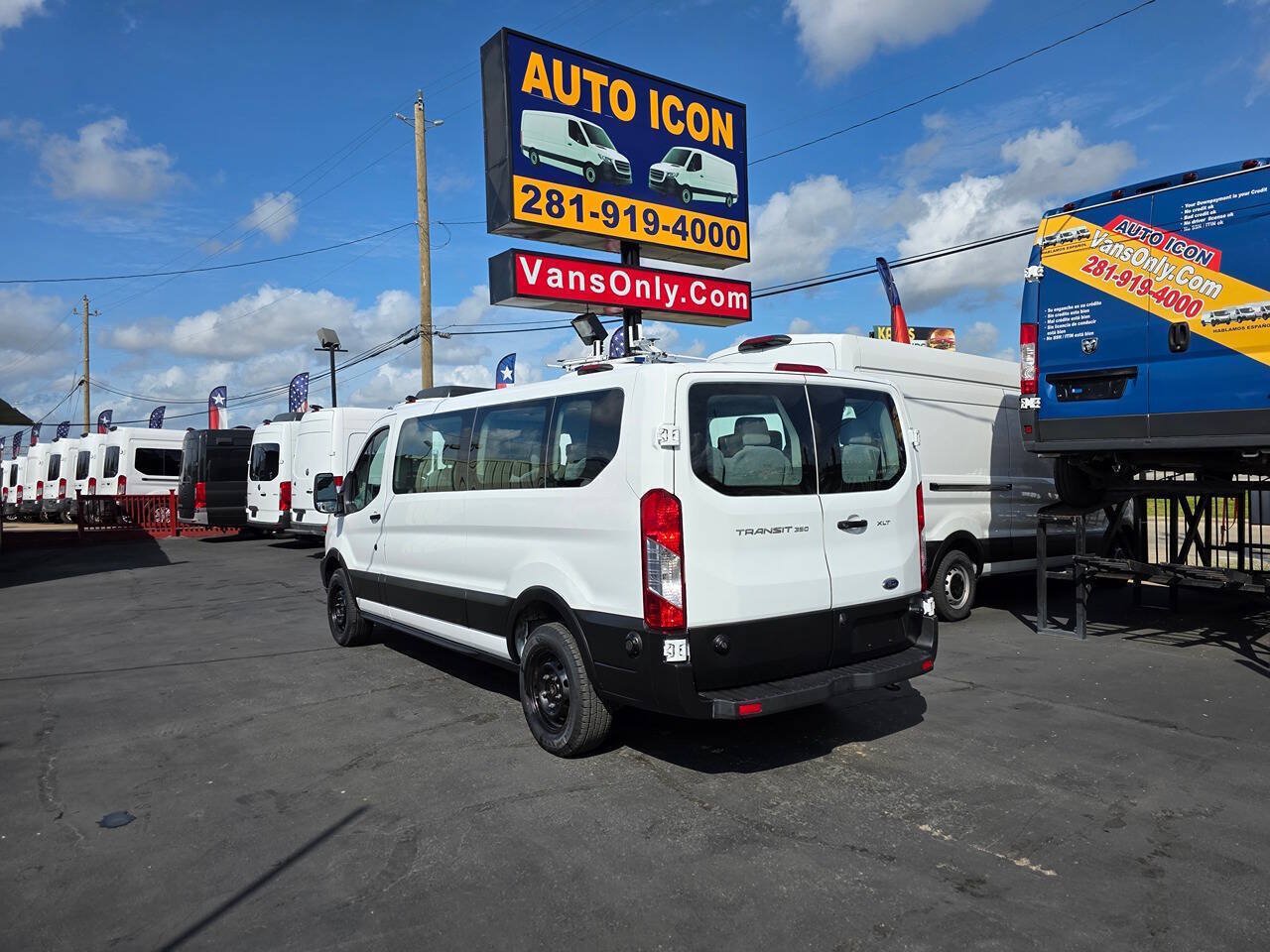 Used 2019 Ford Transit 350 XLT RWD image 32
