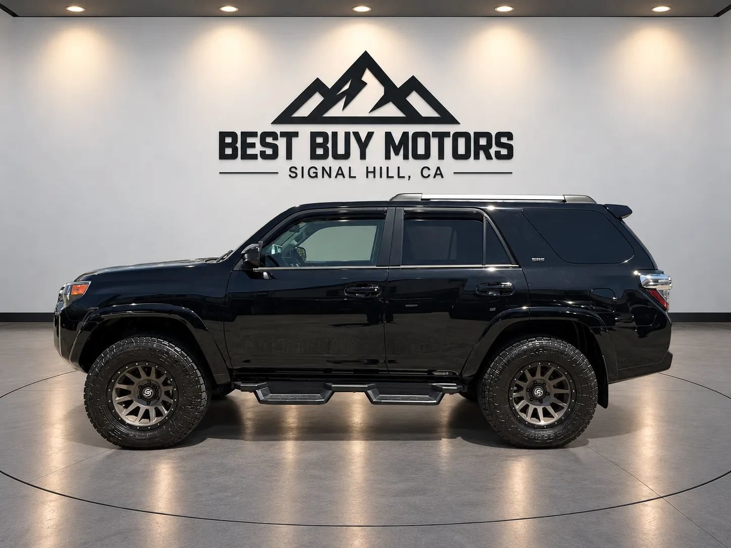 Used 2020 Toyota 4Runner SR5 w/ Convenience Package AWD/4WD image 5
