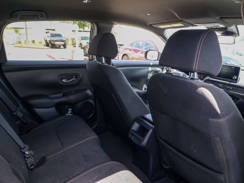 Used 2024 Honda HR-V Sport image 17