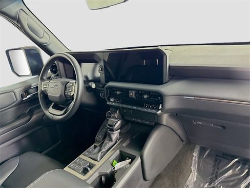 Certified 2024 Toyota Land Cruiser image 28