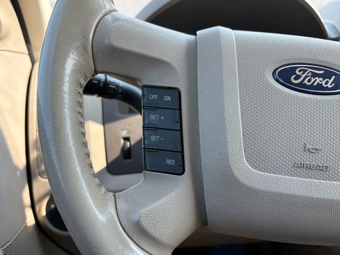 Used 2011 Ford Escape 4WD Hybrid image 22
