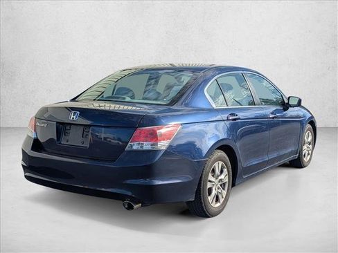 Used 2010 Honda Accord LX-P image 5