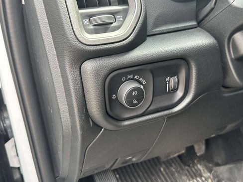 Used 2026 RAM 2500 Tradesman AWD/4WD image 19