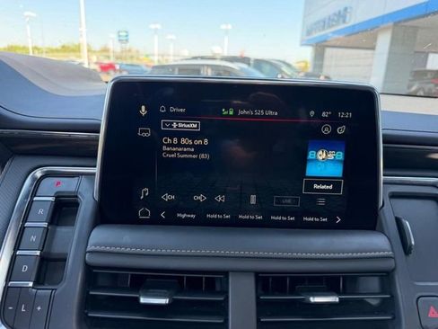 Used 2023 GMC Yukon AT4 w/ AT4 Premium Package image 18