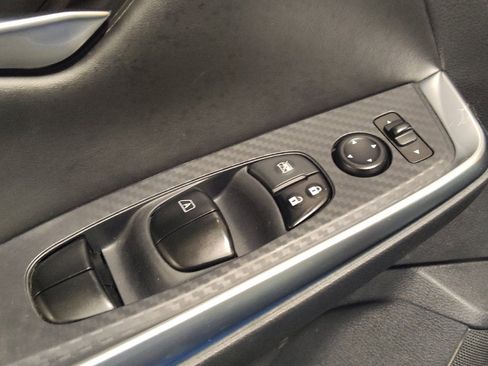 Used 2023 Nissan Sentra SR w/ SR Premium Package FWD image 27