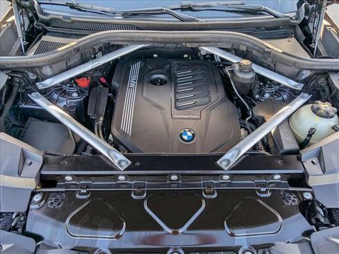 Used 2020 BMW X5 xDrive40i w/ Premium Package image 24