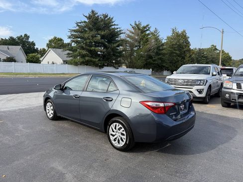 Used 2016 Toyota Corolla LE FWD image 5