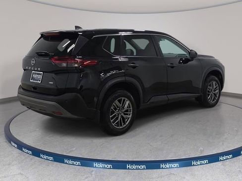 Used 2022 Nissan Rogue S AWD/4WD image 6