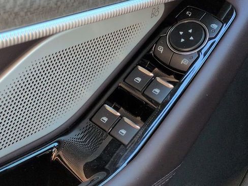 New 2026 Ford Explorer Platinum image 27