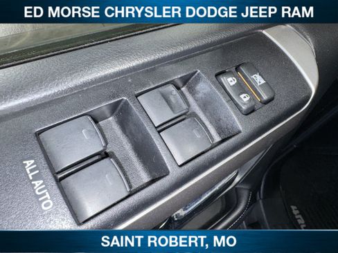 Used 2019 Toyota 4Runner SR5 Premium AWD/4WD image 18