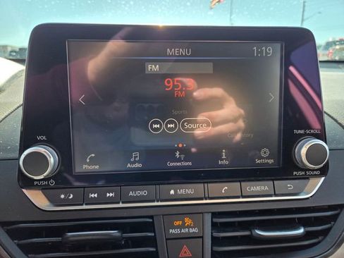 Used 2023 Nissan Altima 2.5 SV image 24