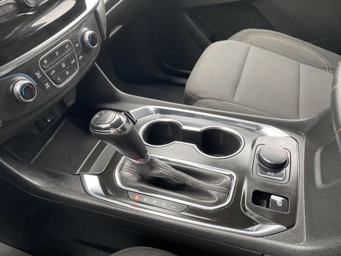 Used 2020 Chevrolet Traverse LS image 29