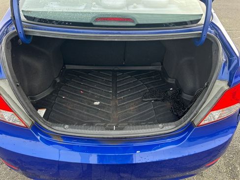 Used 2012 Hyundai Accent GLS image 28