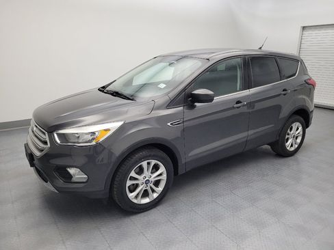 Used 2019 Ford Escape SE AWD/4WD image 2