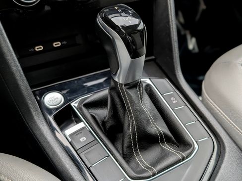 Used 2023 Volkswagen Taos SE image 17